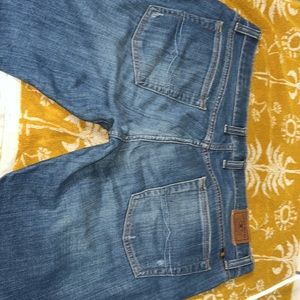 Lucky jeans size14/32button fly tomboy style bootcut no holes or crotch damage.